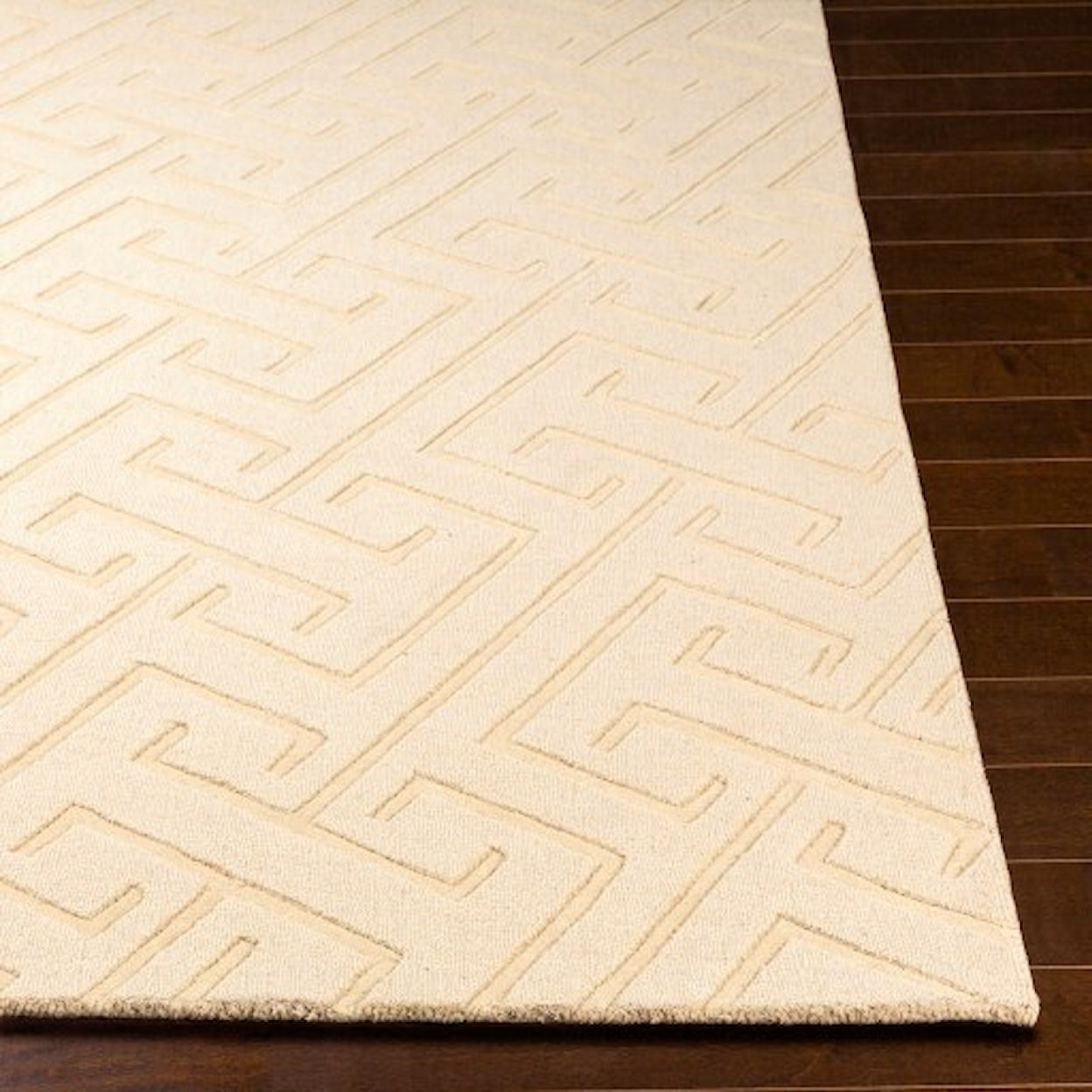 Surya Mystique 2'6" x 8' Rug