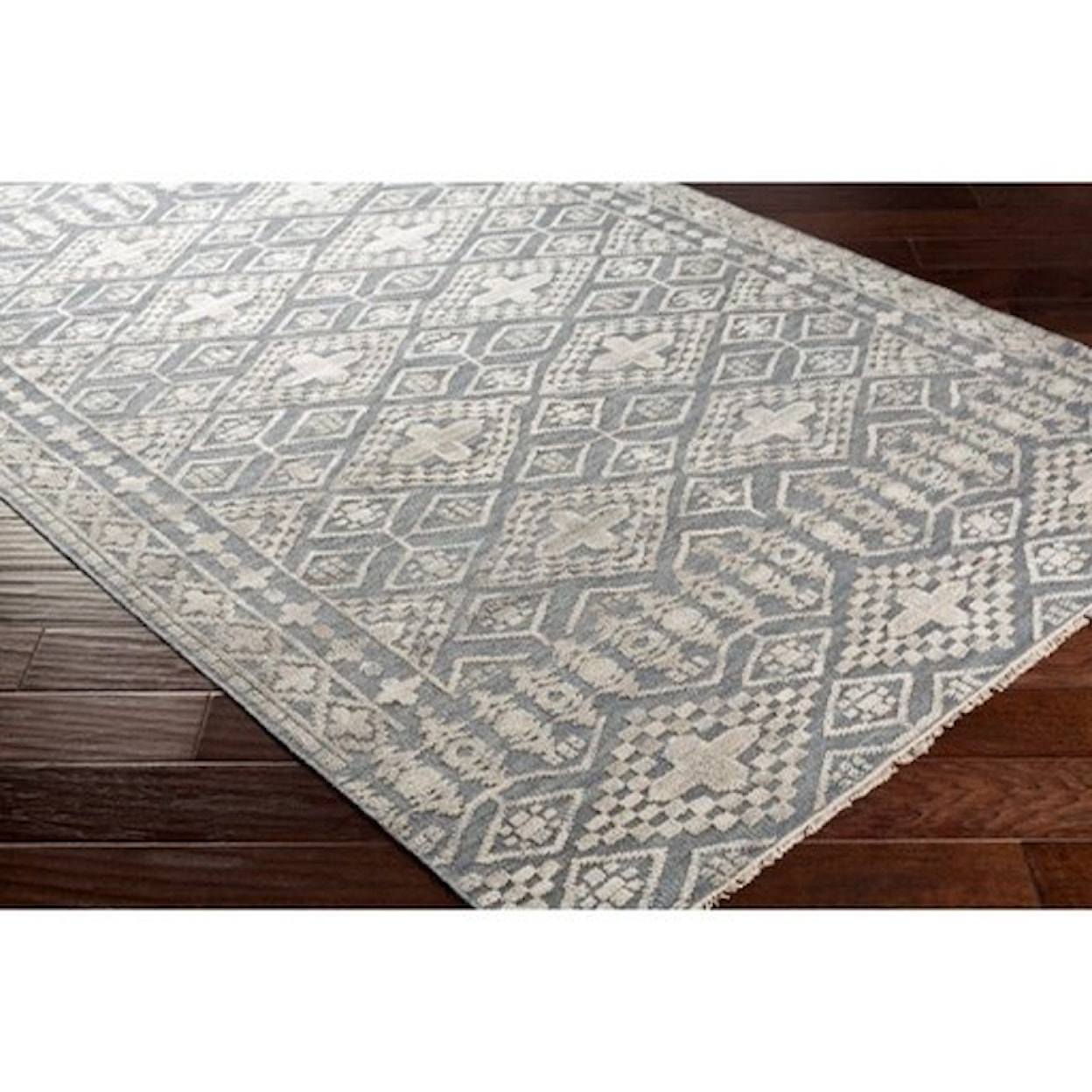 Surya Nobility 2' x 3' Rug