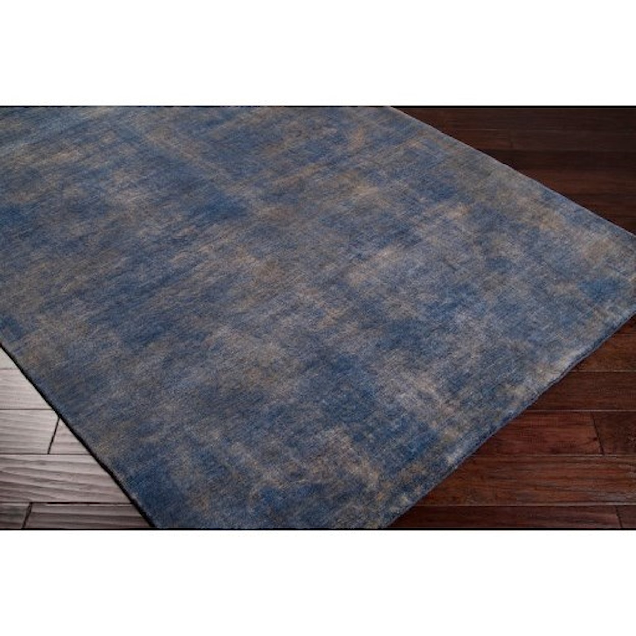 Surya Noble 2' x 3' Rug