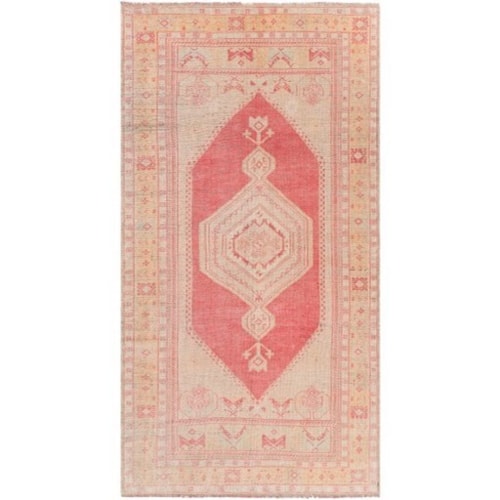 4'8" x 8'9" Rug