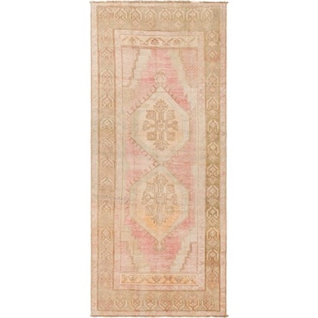 4'4" x 9'10" Rug