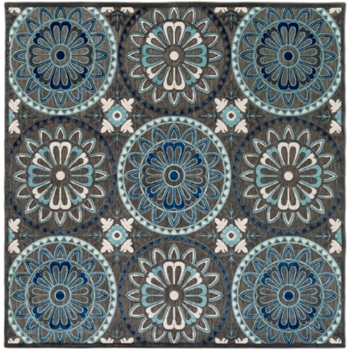 7'6" Square Rug