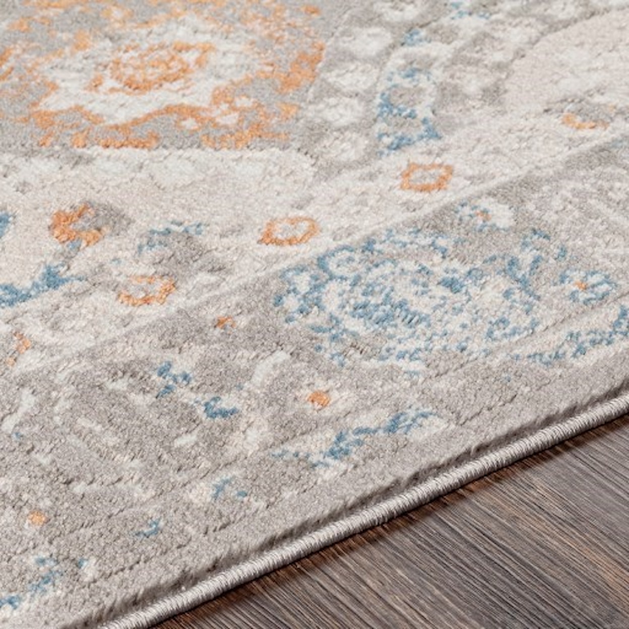 Surya Rafina 5'3" x 7'3" Rug