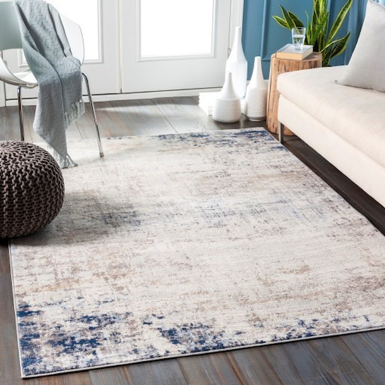 Surya Roma 5'3" x 7'1" Rug