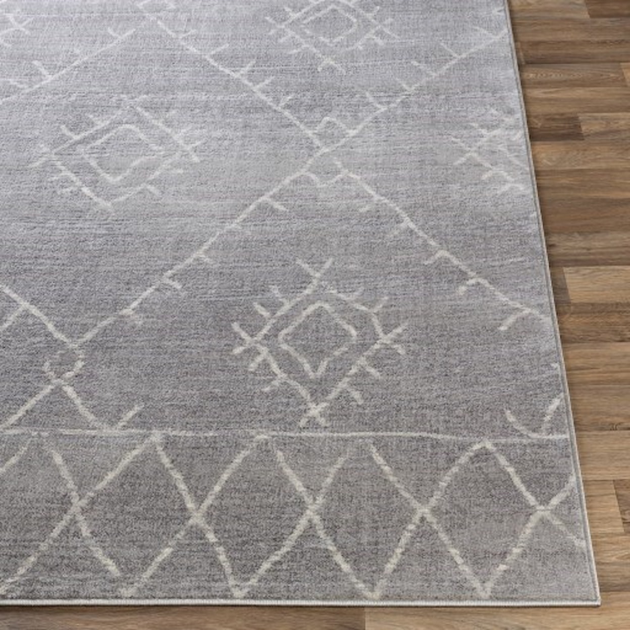 Surya Roma 5'3" x 7'1" Rug