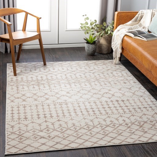 Surya Roma 5'3" x 7'1" Rug