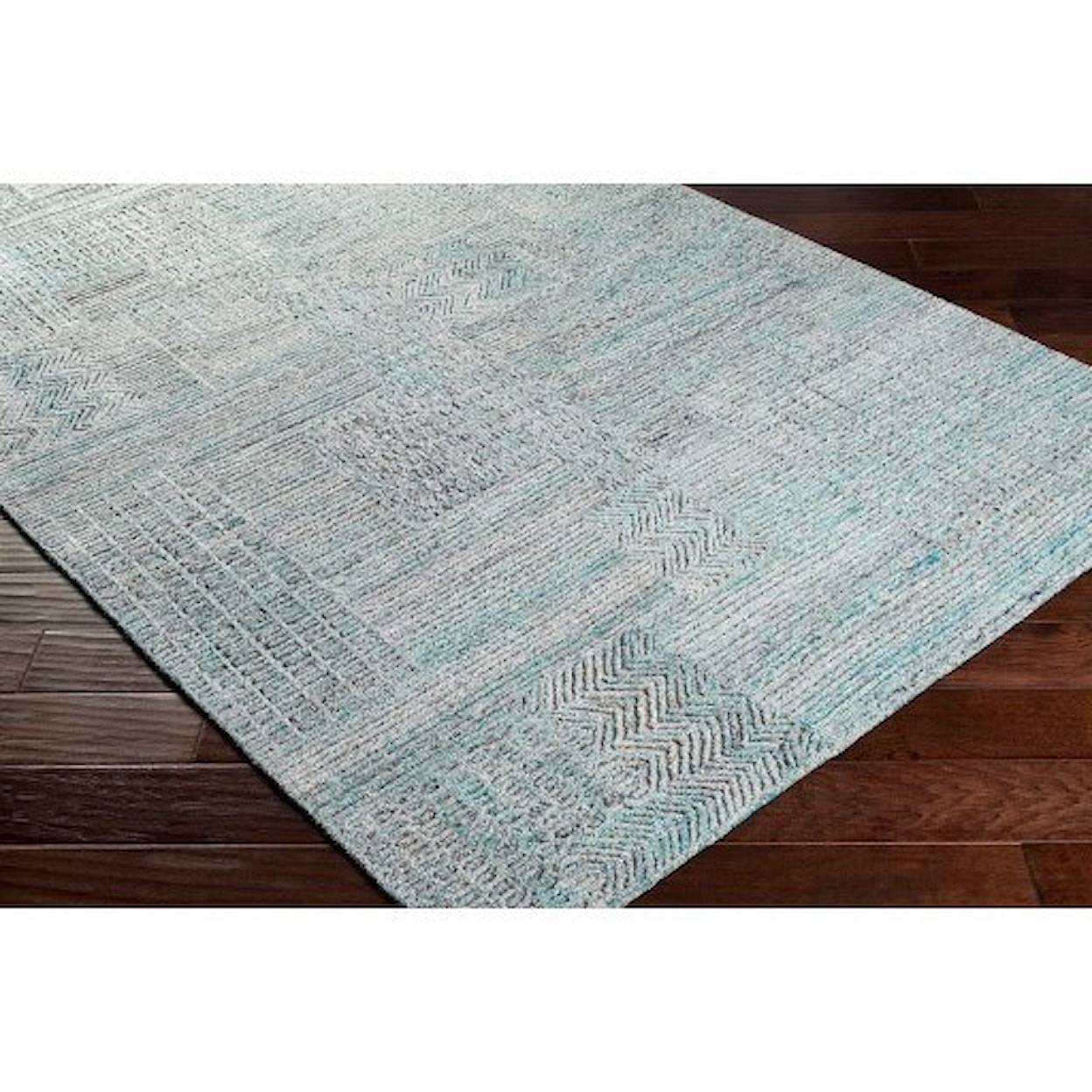 Surya Rosario 2' x 3' Rug