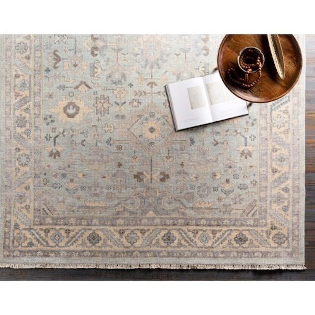 Surya Sabine 8' x 11' Rug