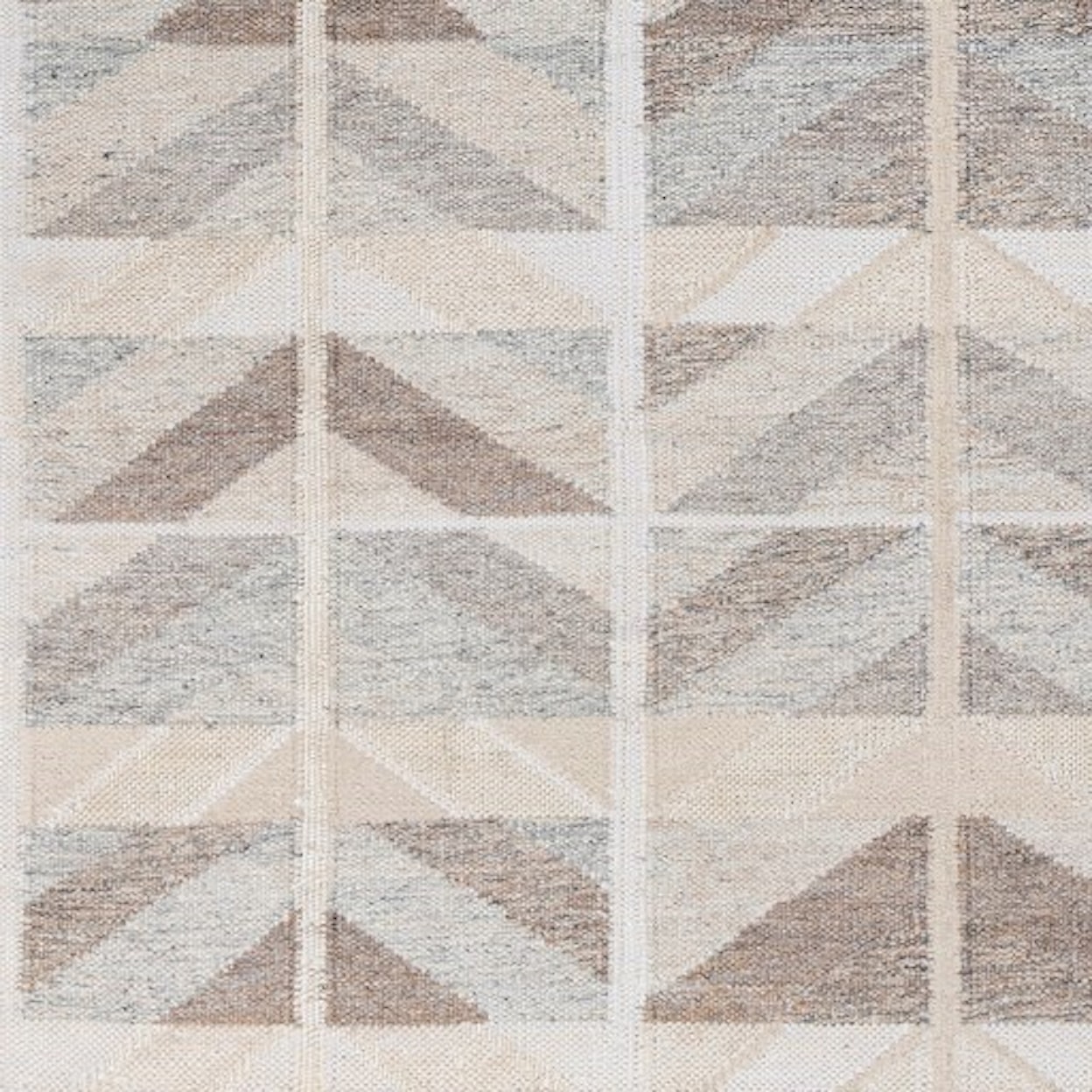 Surya Scandi 8' x 10' Rug