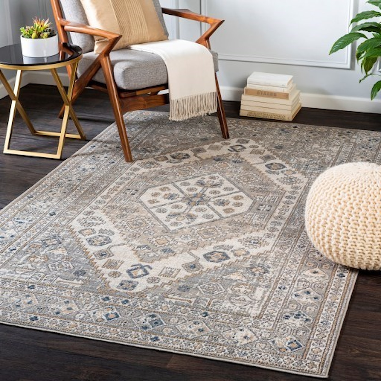 Surya Seattle 6'7" x 9' Rug