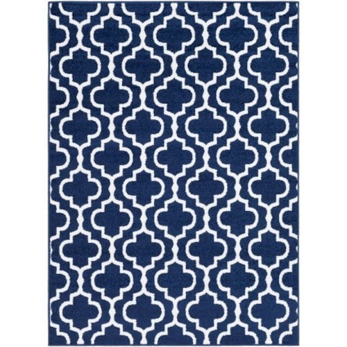 2' x 2'11" Rug