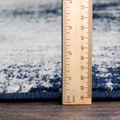 Surya Seville 5'3" x 7'3" Rug