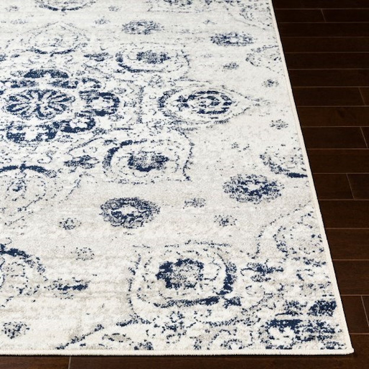 Surya Seville 2' x 2'11" Rug