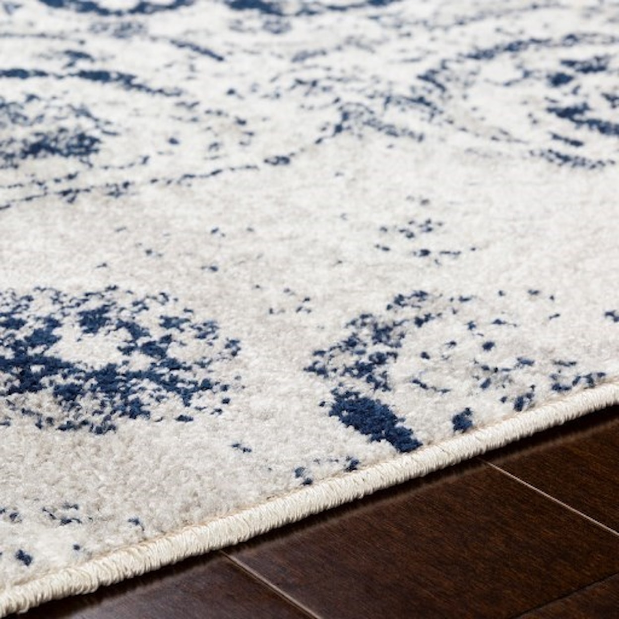 Surya Seville 2' x 2'11" Rug