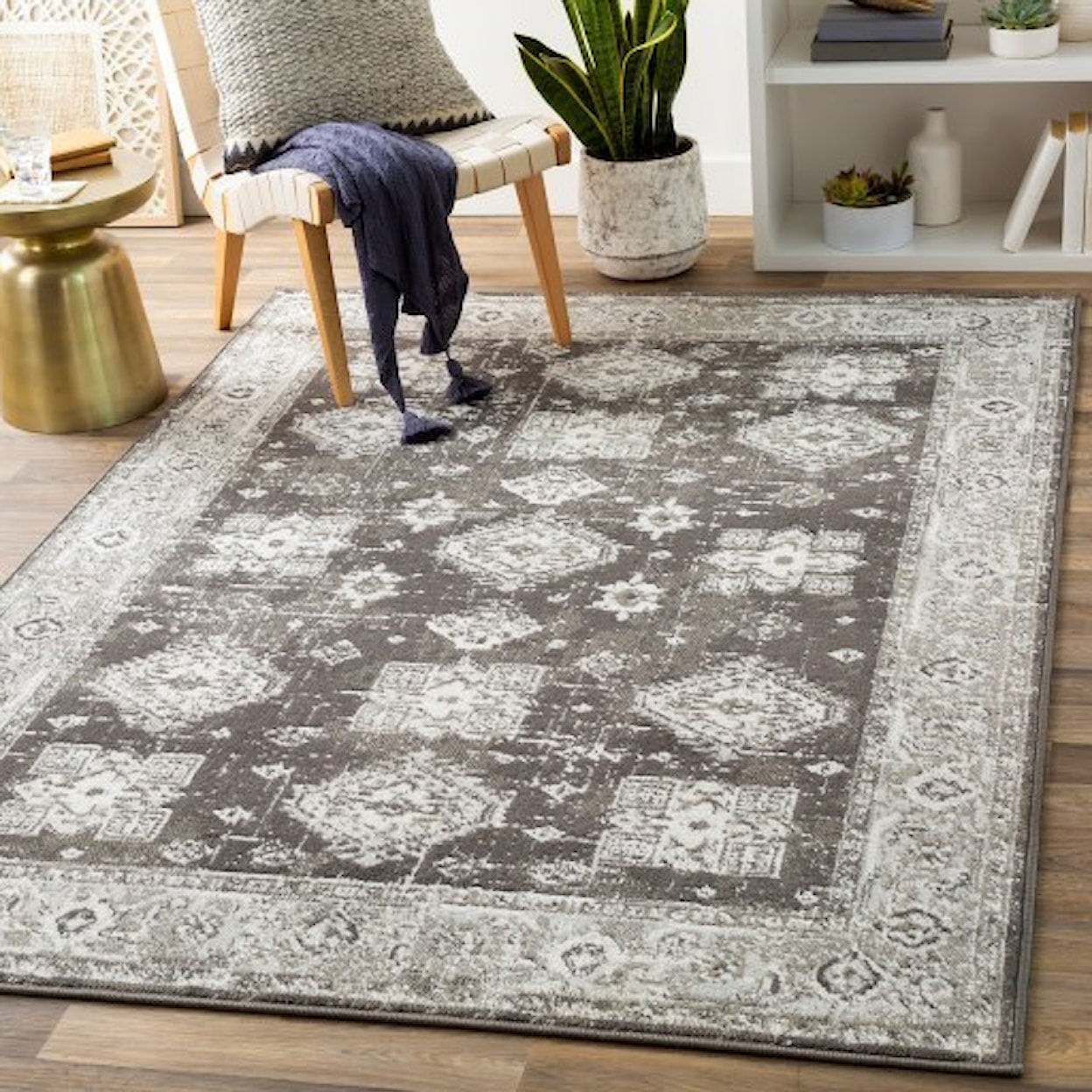 Surya Skagen 6'7" x 9' Rug