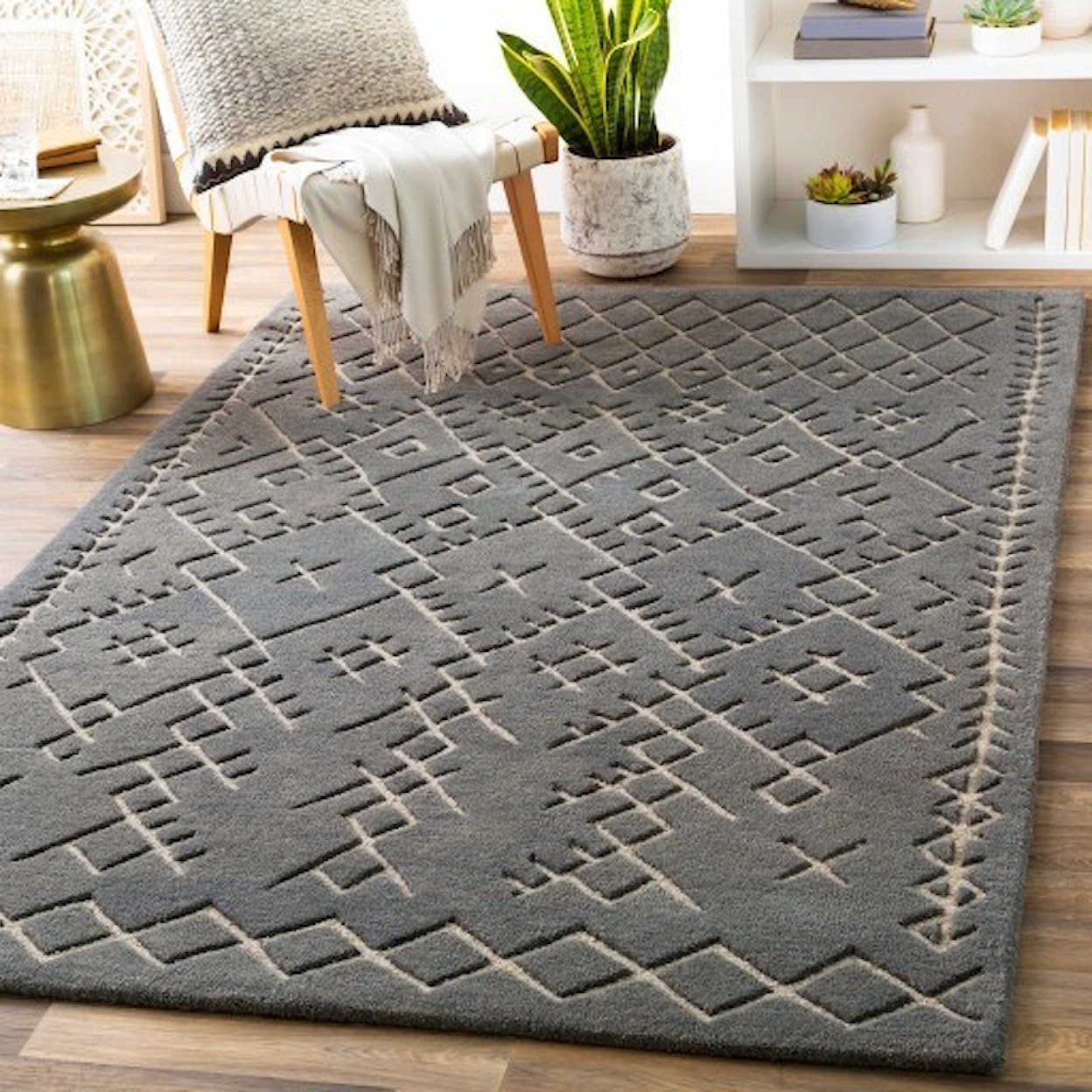 Surya Souk 2' x 3' Rug