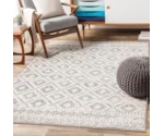 Surya Sunderland 6'7" x 9' Rug