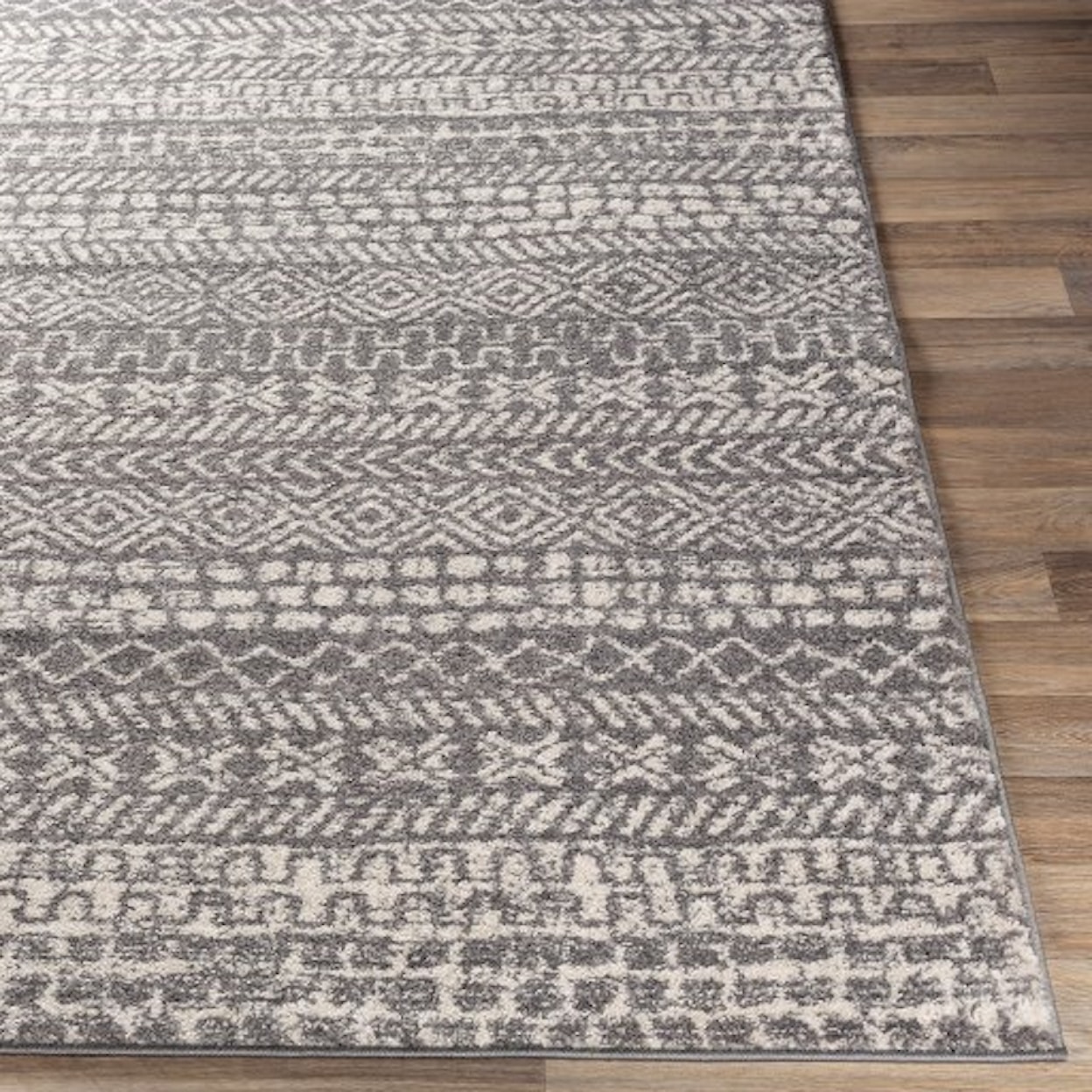 Surya Sunderland 6'7" x 9' Rug