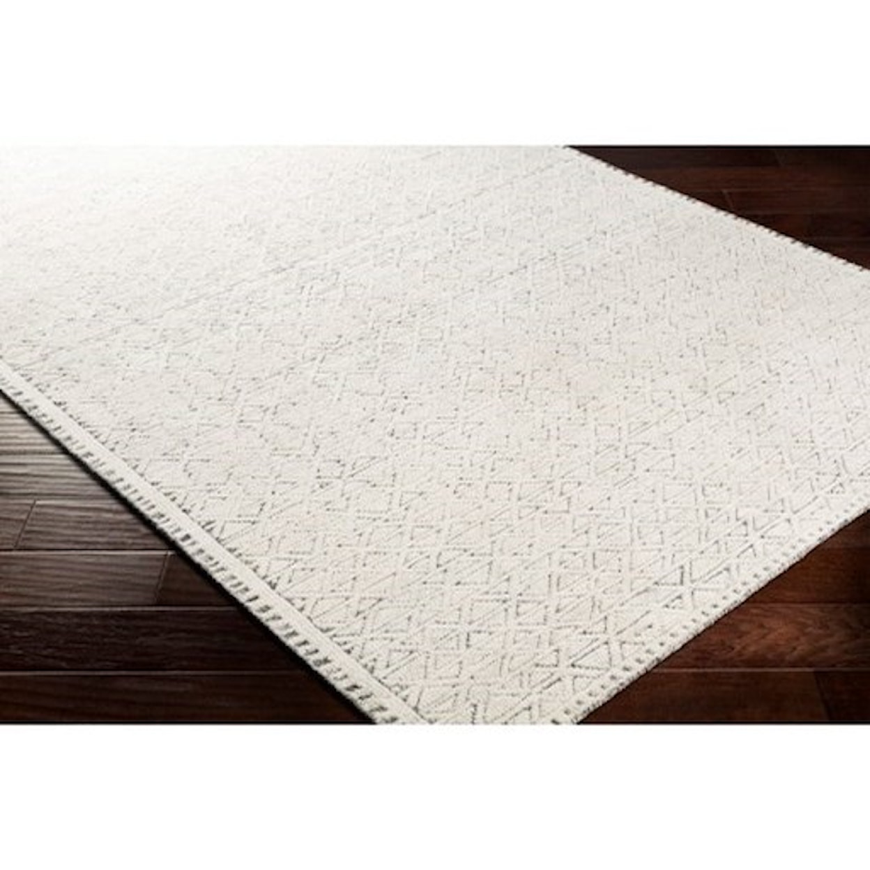 Surya Tunus 2' x 3' Rug