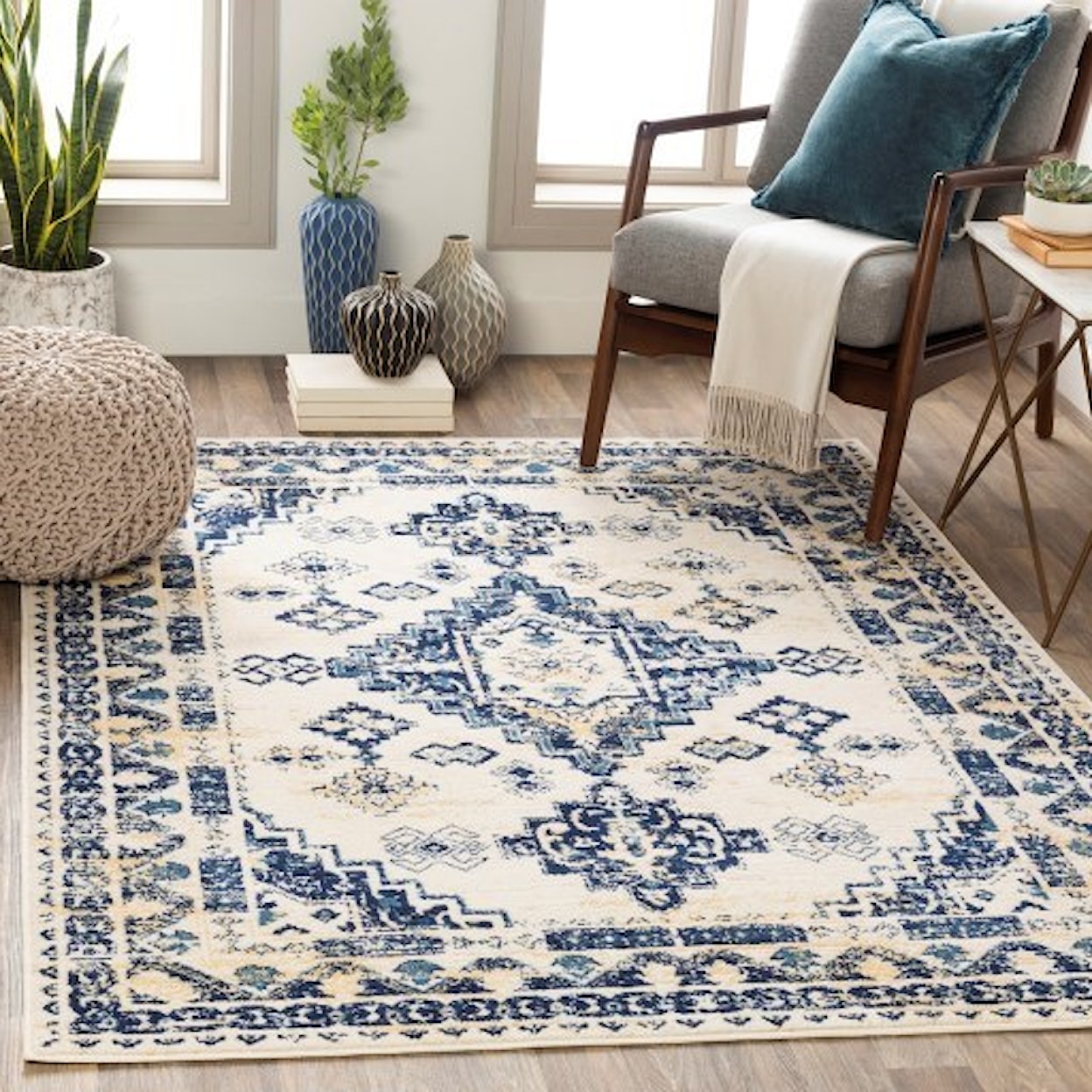 Surya Ustad 5'3" x 7'3" Rug