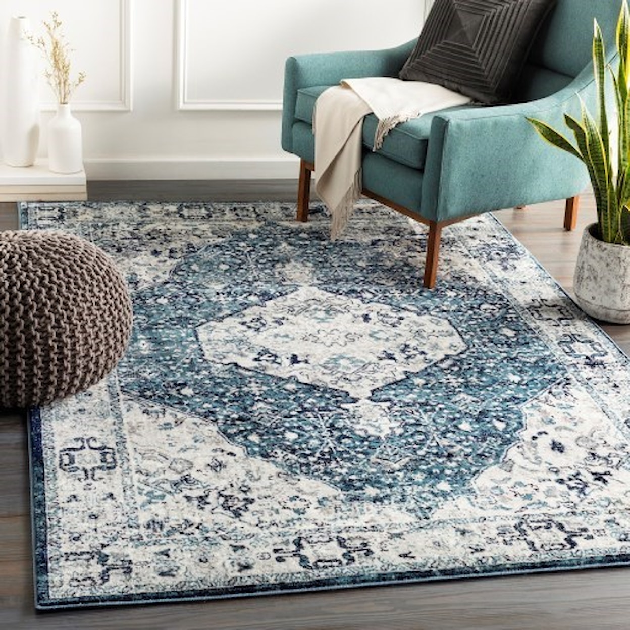 Surya Wanderlust 2' x 3' Rug