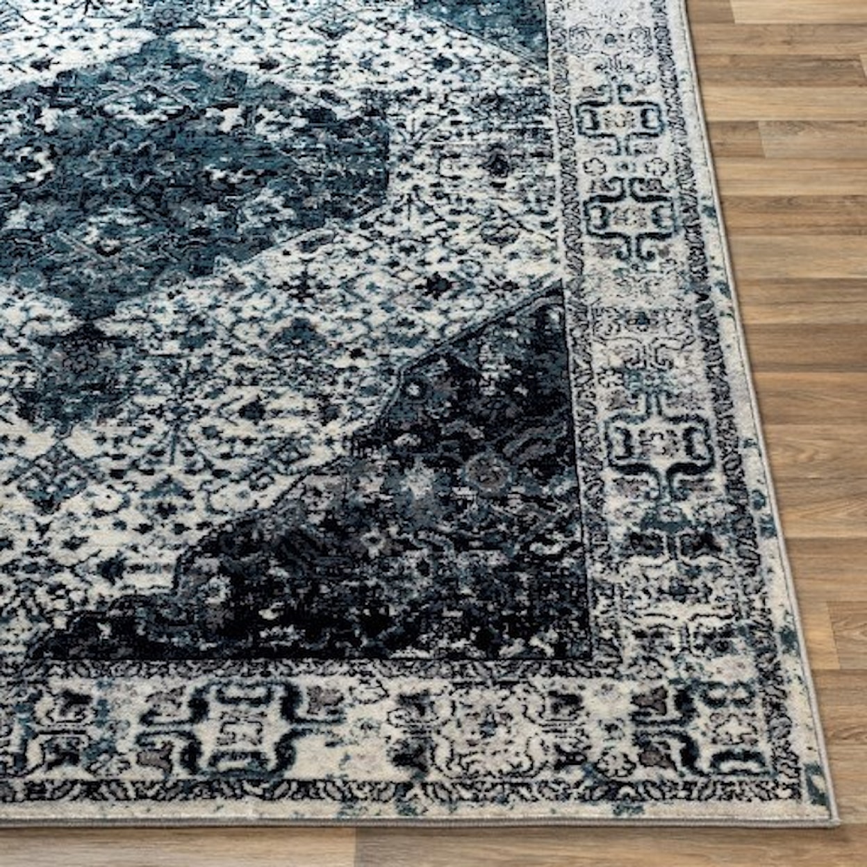 Surya Wanderlust 5'3" x 7'3" Rug