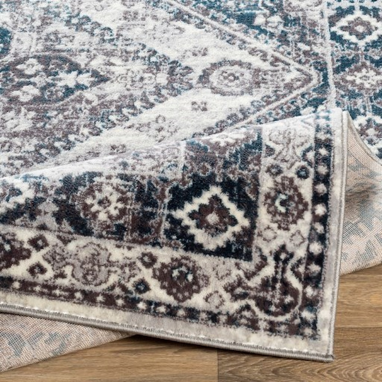 Surya Wanderlust 6'7" x 9' Rug