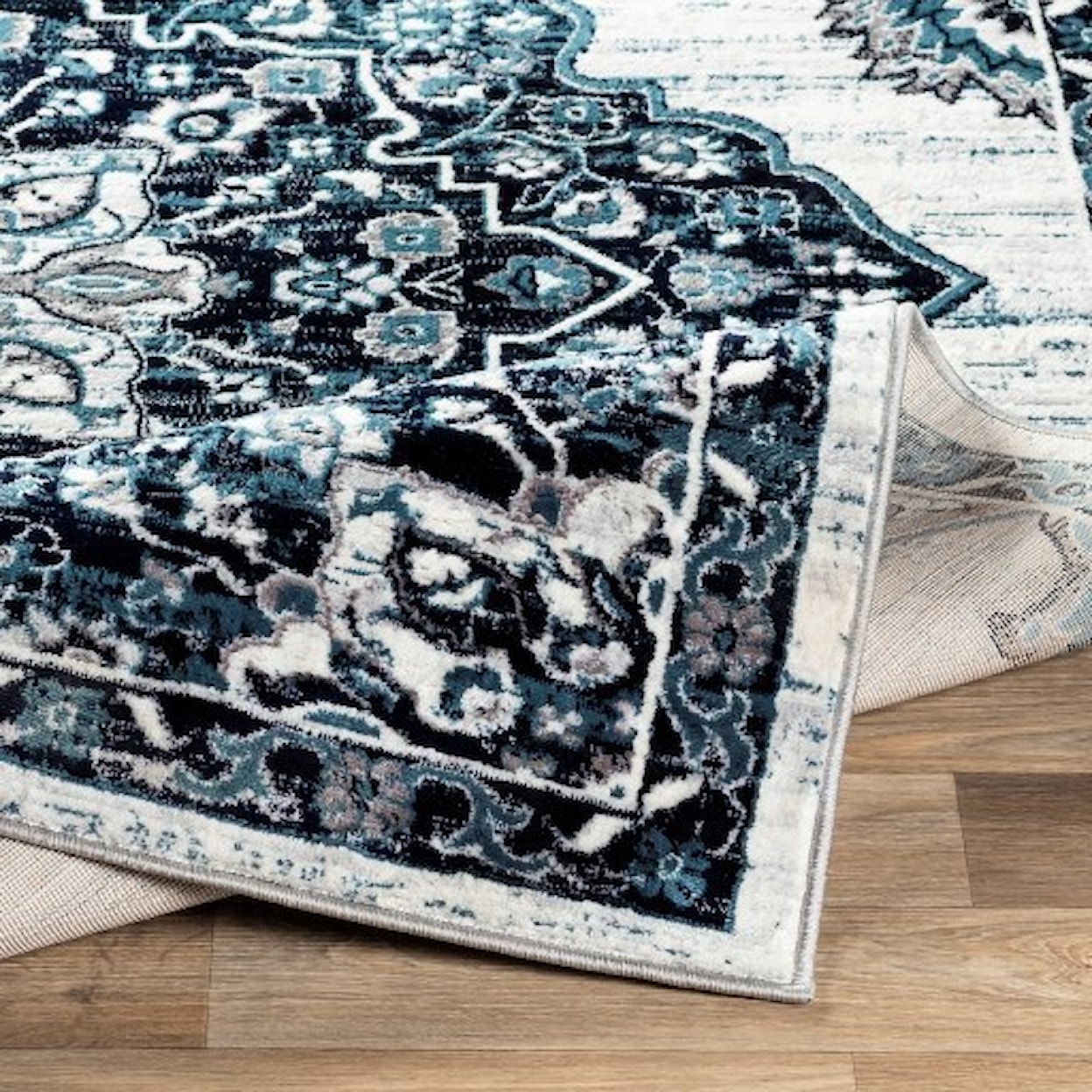 Surya Wanderlust 6'7" x 9' Rug