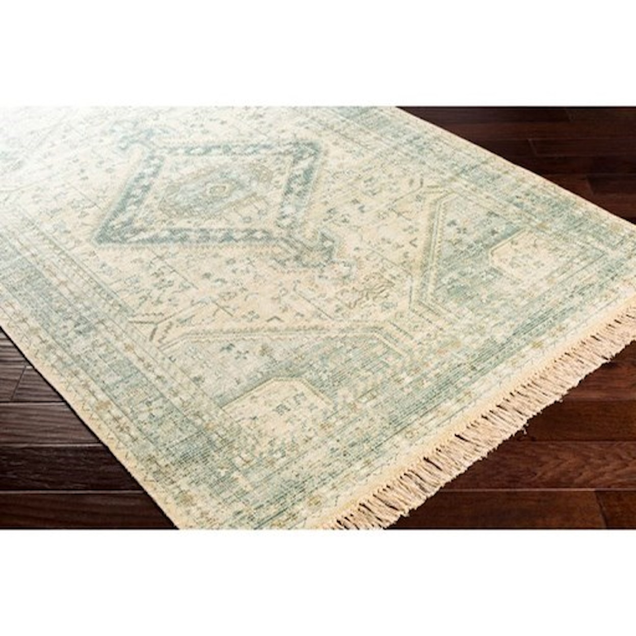 Surya Zainab 2' x 3' Rug