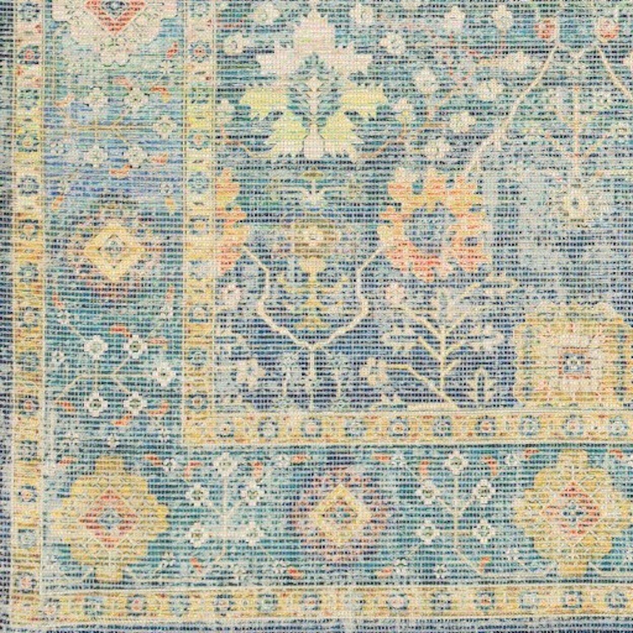 Surya Zainab 2' x 3' Rug