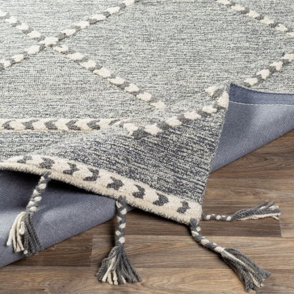 Surya Zanafi Tassels ZTS-2300 5' x 7'6" Rug