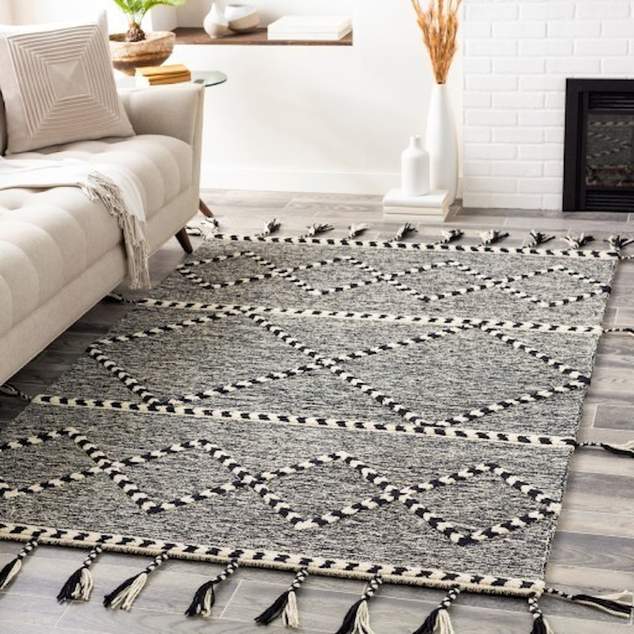 Surya Zanafi Tassels ZTS-2302 8' x 10' Rug