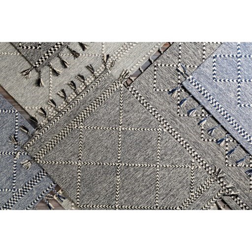 ZTS-2305 2' x 3' Rug