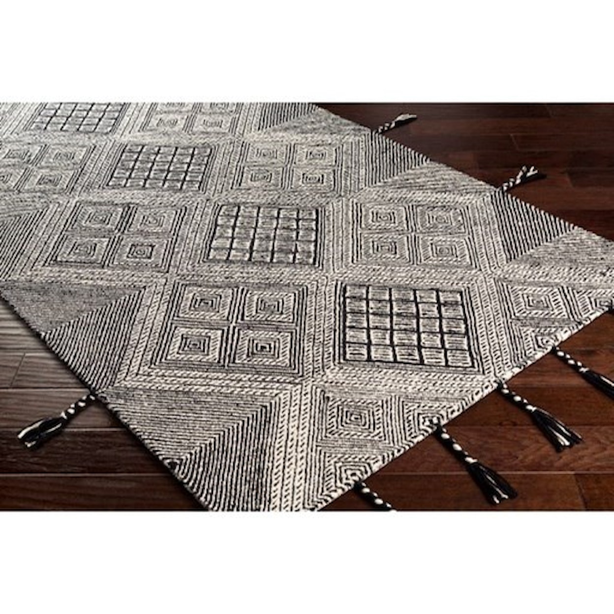 Surya Zanafi Tassels ZTS-2309 8' x 10' Rug