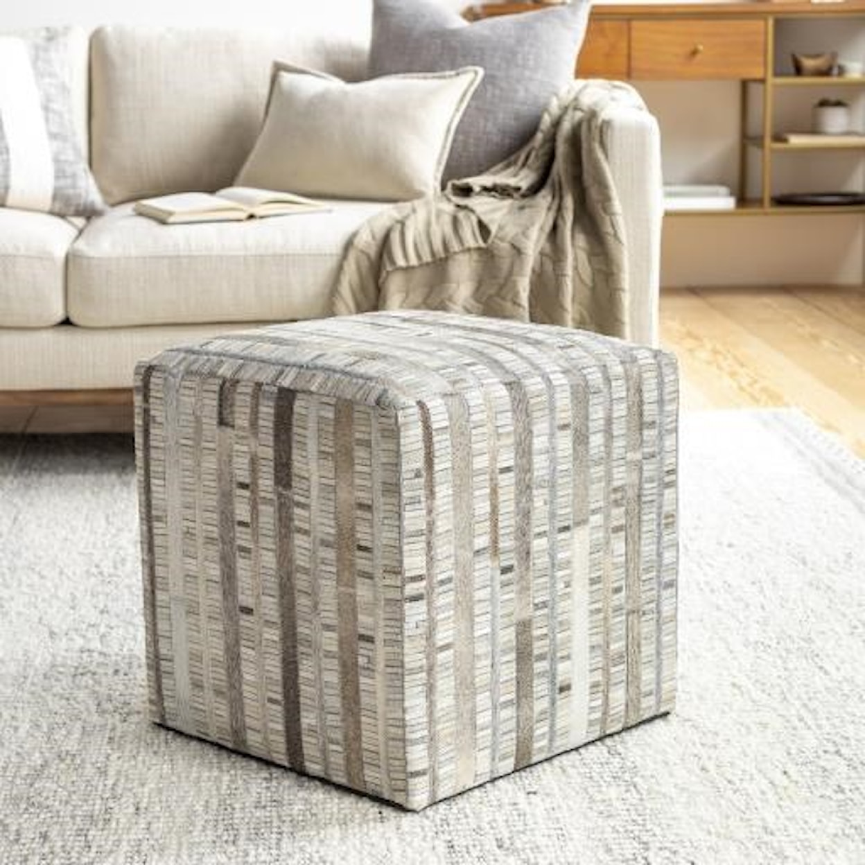 Surya Zander Zander Pouf