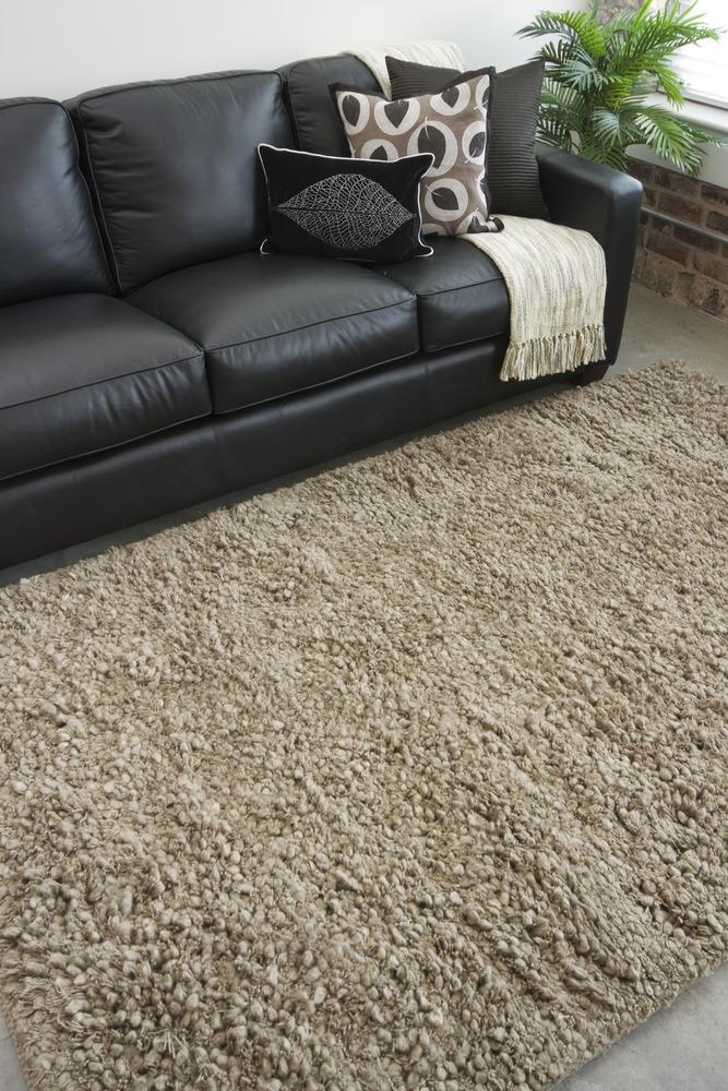 Surya Metropolitan 2' x 3'