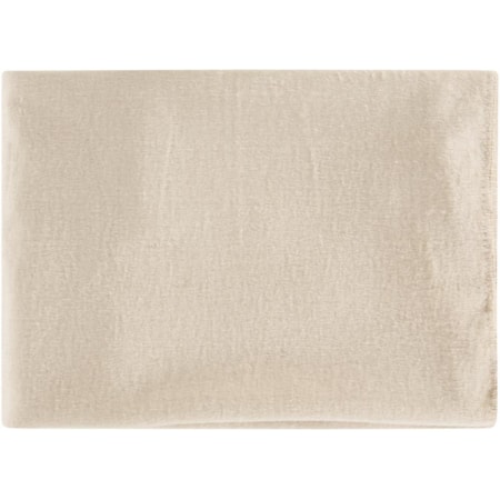 Thalia 50" x 67" Throw