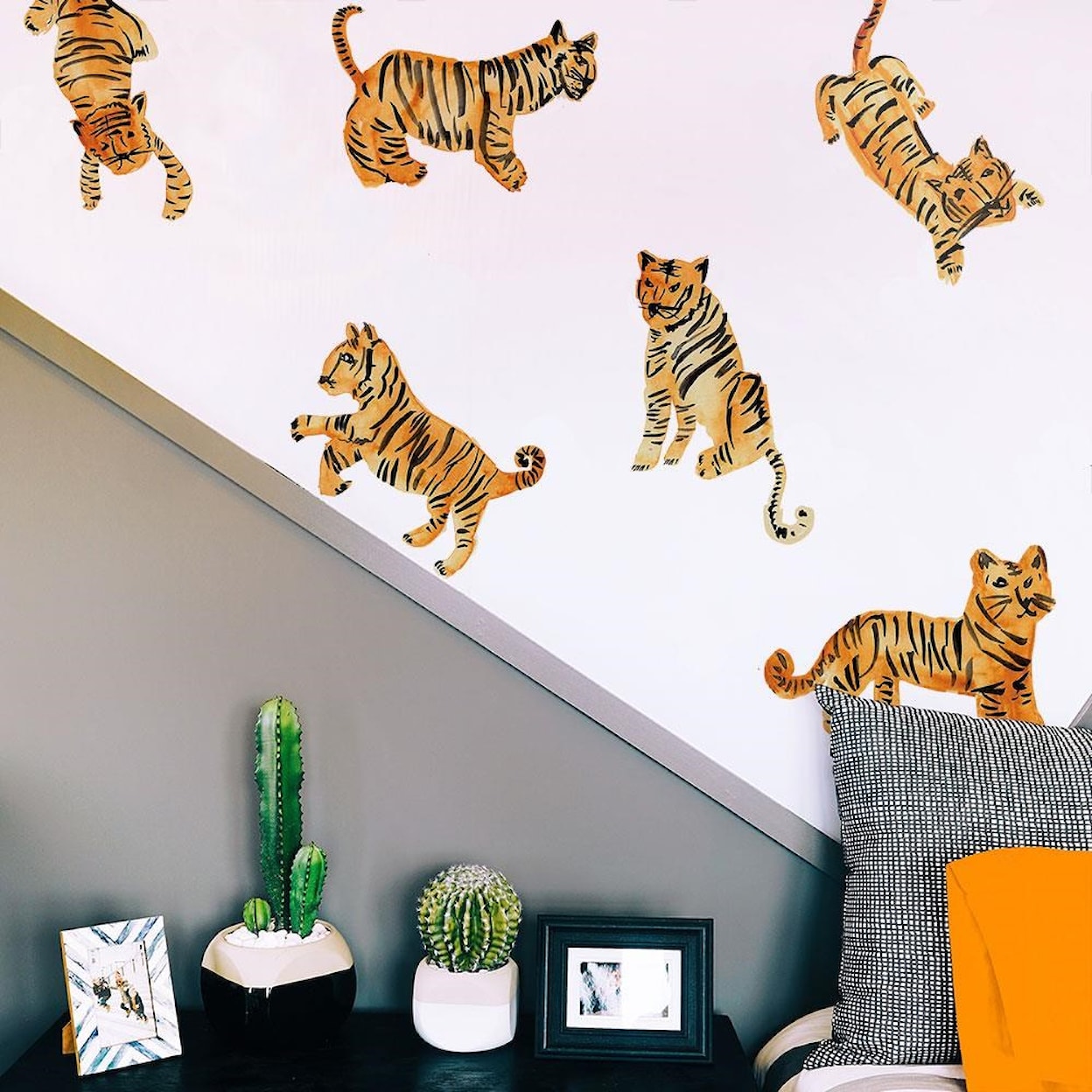 Tempaper Wall Decals Watercolor Tiger