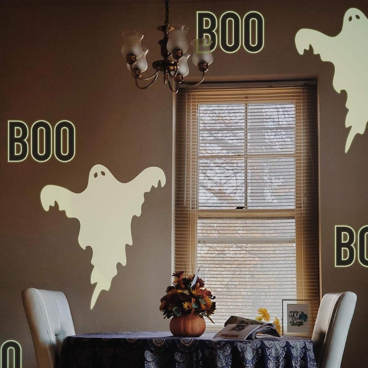 Tempaper Wall Decals Glowing Ghosts
