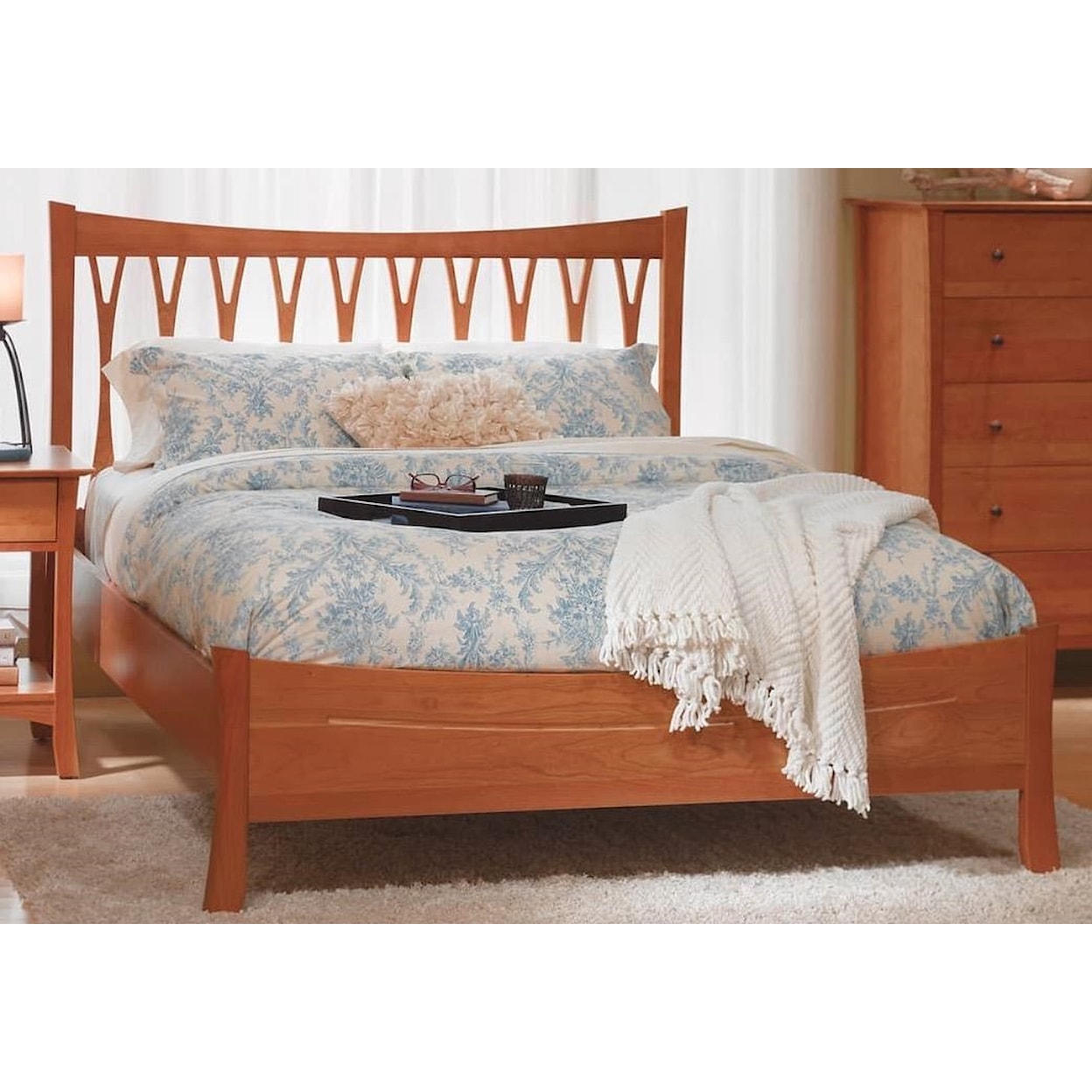 Thors Elegance Armstrong King Wishbone Bed w/ Low Footboard