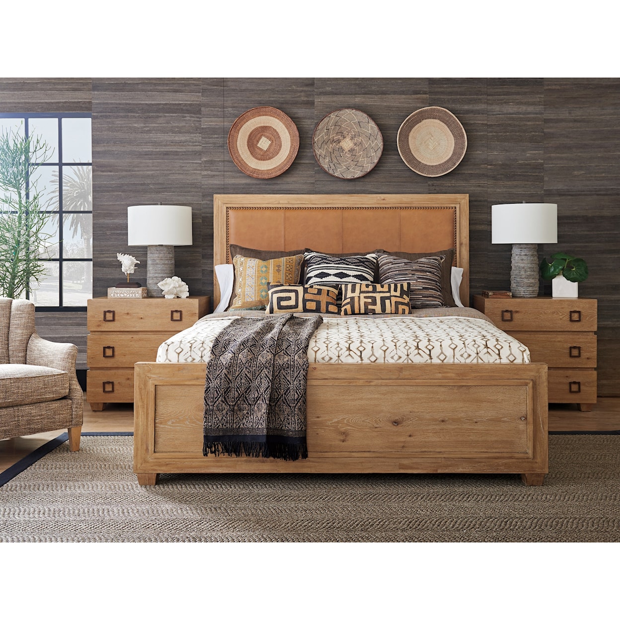 Tommy Bahama Home Los Altos Antilles Upholstered Panel Bed 5/0 Queen