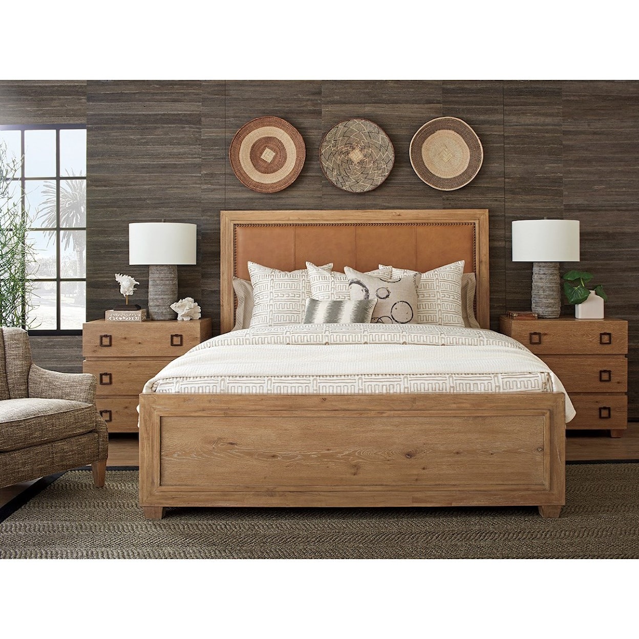 Tommy Bahama Home Los Altos Antilles Upholstered Panel Bed 6/0 Cal King