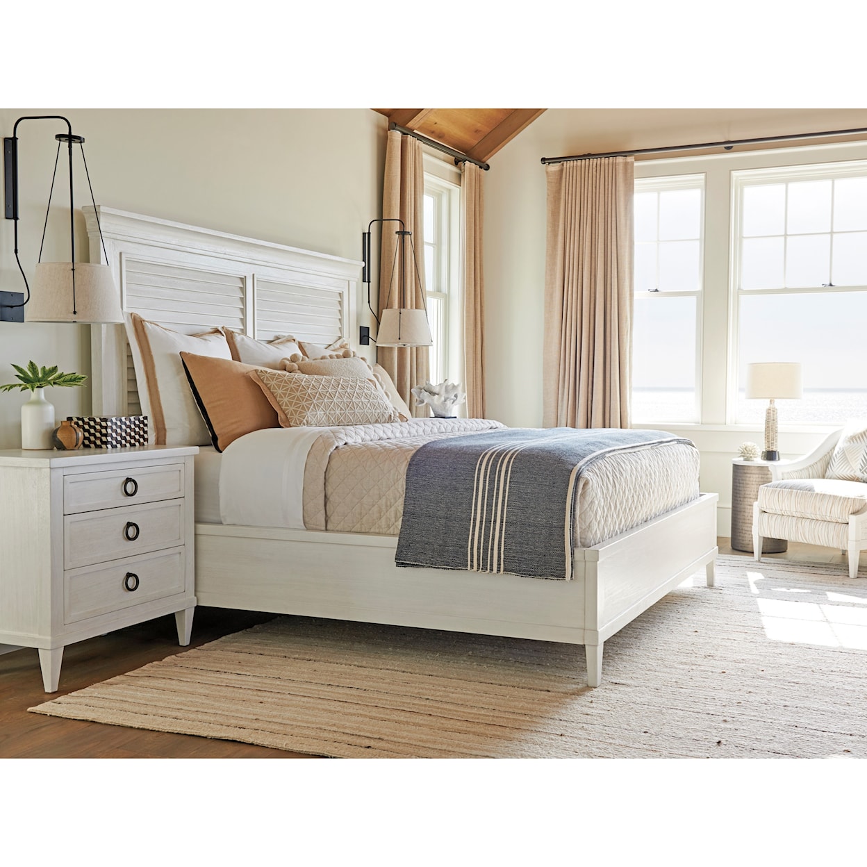 Tommy Bahama Home Ocean Breeze California King Bedroom Group