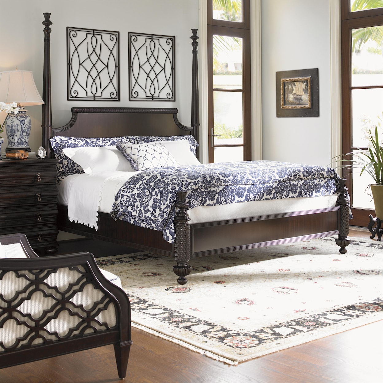 Tommy Bahama Home Royal Kahala Queen Diamond Head Bed