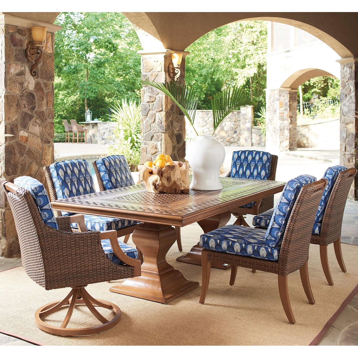 Tommy Bahama Outdoor Living Harbor Isle 7-Piece Outdoor Dining Set