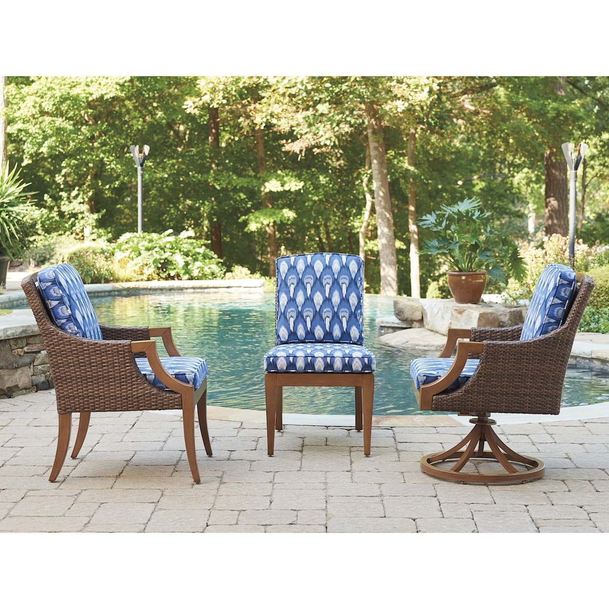 Tommy Bahama Outdoor Living Harbor Isle Side Dining Chair