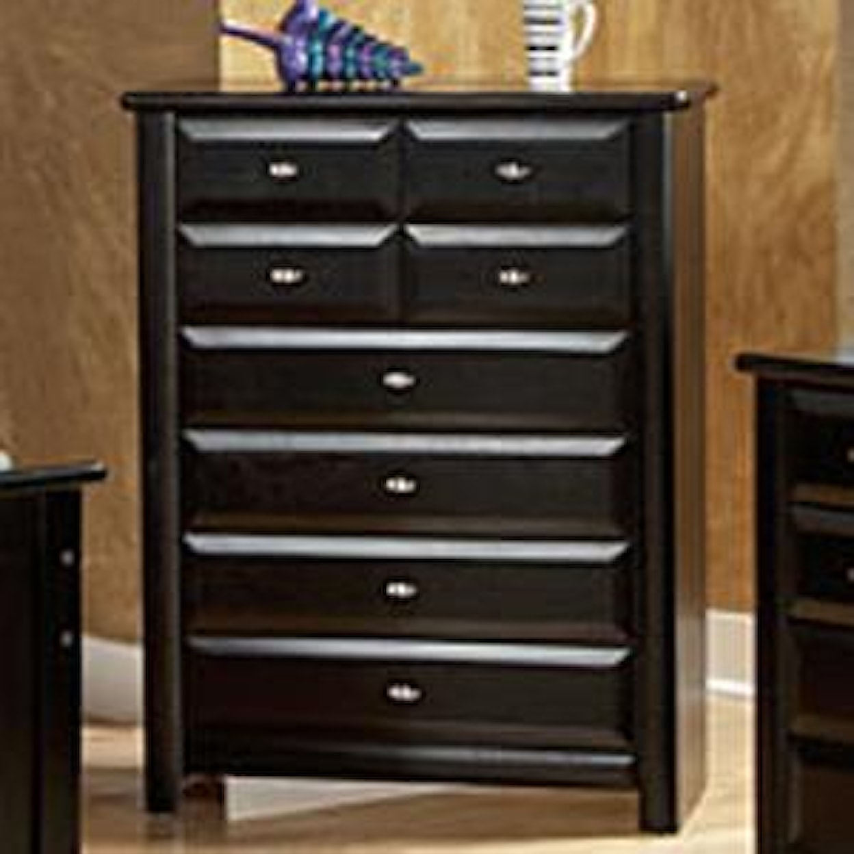 Trendwood Laguna  Eight Drawer Chest