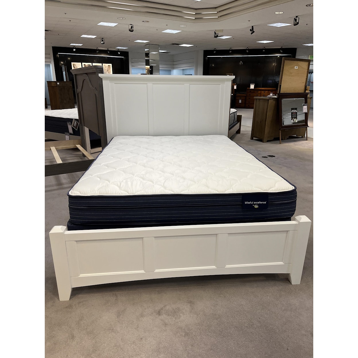 Vaughan Bassett Queen Bed Panel Queen Bed Panel