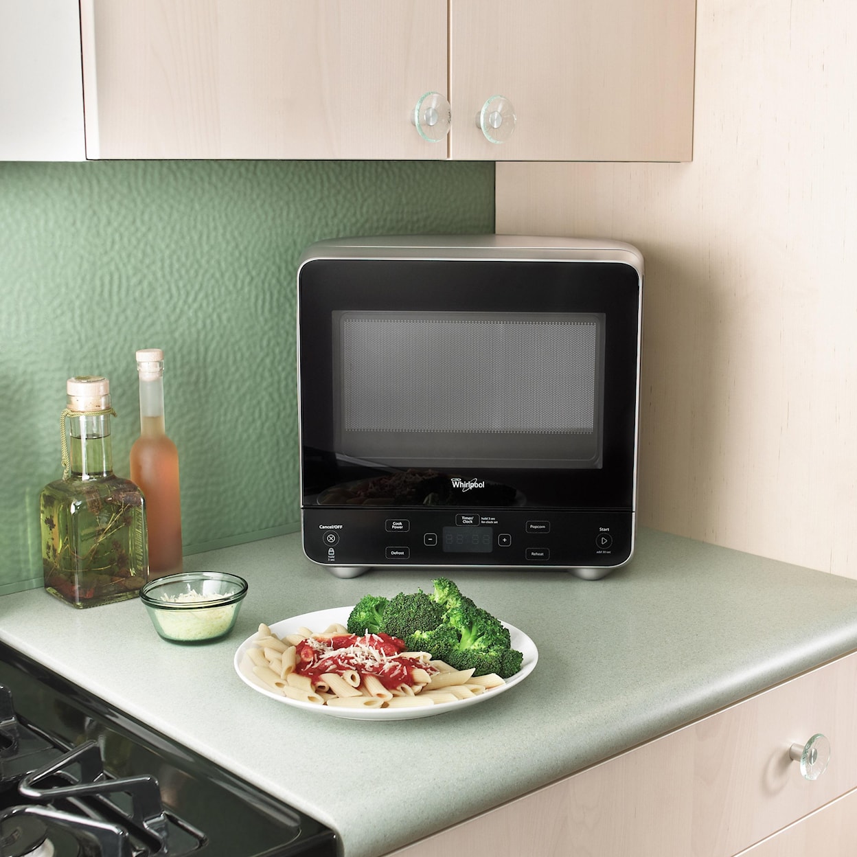 Whirlpool Microwaves - Whirlpool 0.5 cu. ft. Countertop Microwave Oven