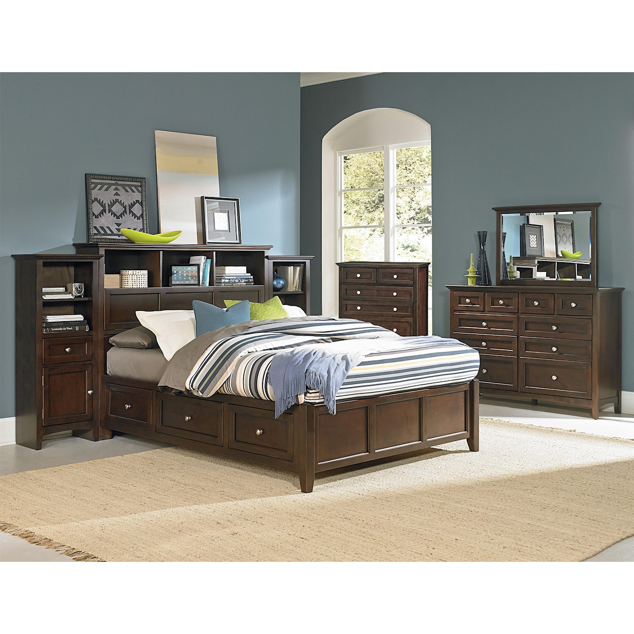 Whittier Wood    Queen Pedestal Bedroom Group